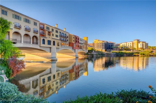 $2,950 | 15 Santo Mio Court, Henderson, NV 89011