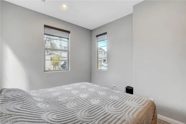 $2,950 | 15 Santo Mio Court, Henderson, NV 89011