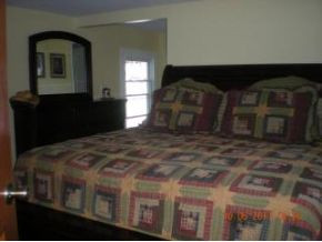 210 Rheatown Road Chuckey, TN 37641 - Photo 16 of 24 Master bedroom