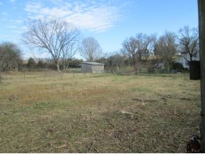 210 Rheatown Road Chuckey, TN 37641 - Photo 23 of 24 small fenced in area