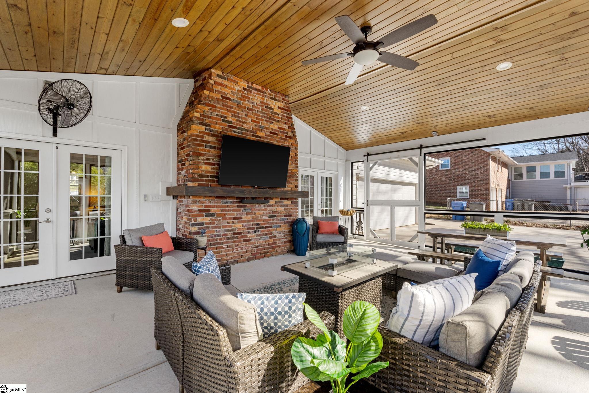 9 New Castle Way Greenville, SC 29615 - Photo 25 of 35