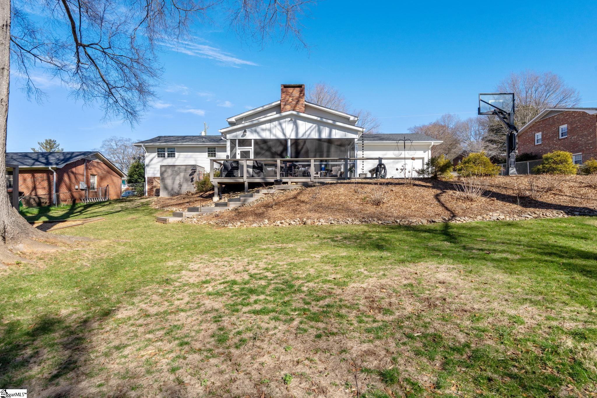 9 New Castle Way Greenville, SC 29615 - Photo 31 of 35