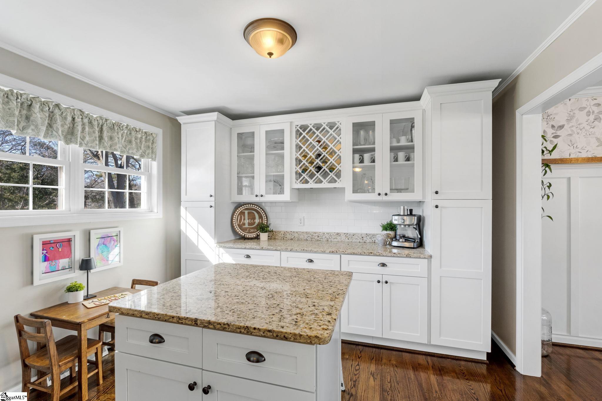 9 New Castle Way Greenville, SC 29615 - Photo 9 of 35