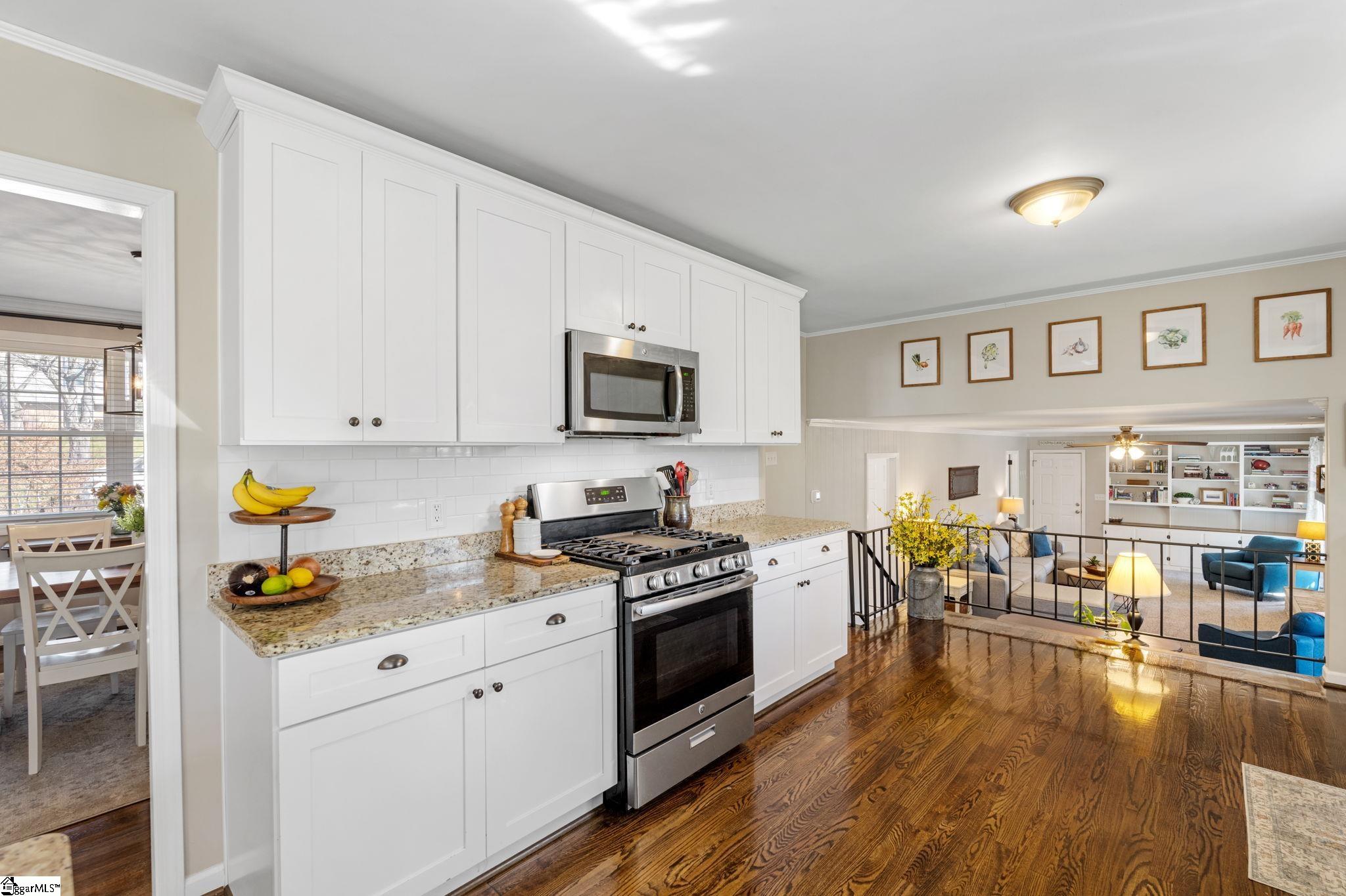 9 New Castle Way Greenville, SC 29615 - Photo 10 of 35