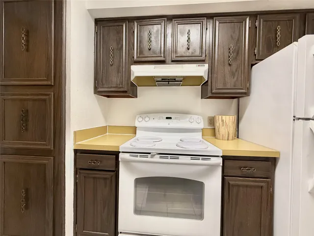 $1,295 | 11002 Hammerly Boulevard, Unit 88, Houston, TX 77043