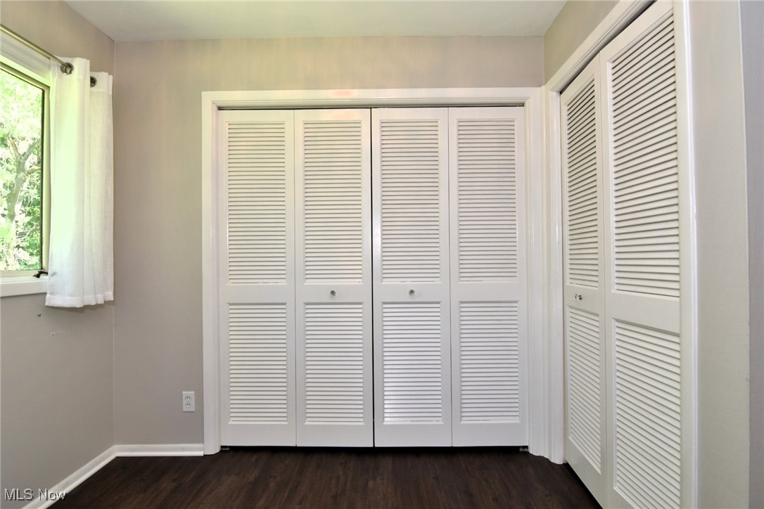 2793 Belgrave Road Cleveland, OH 44124 - Photo 24 of 40 Additional dressing space attached to primary bedroom