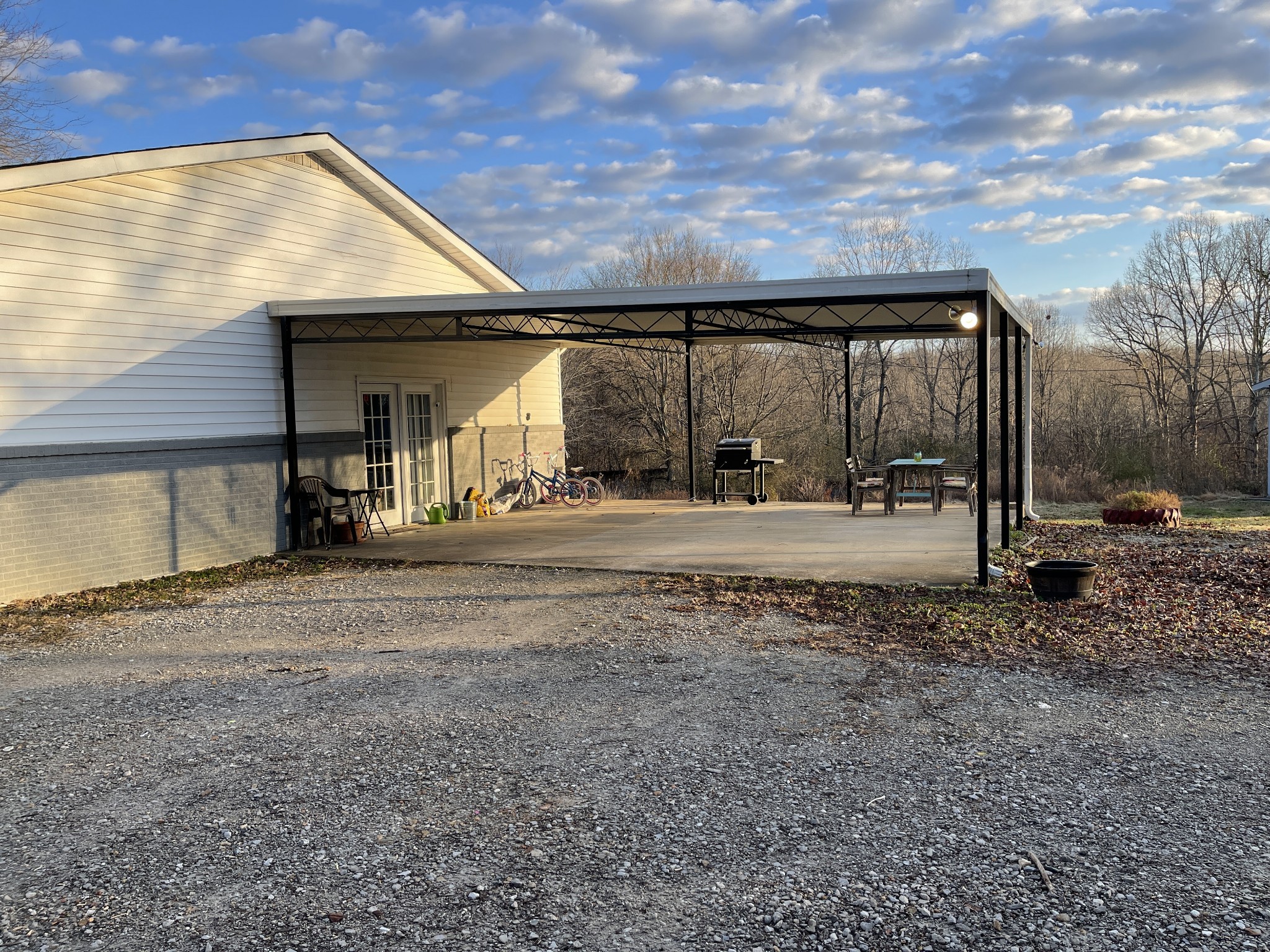 1292 Clydeton Road Waverly, TN 37185 - Photo 4 of 32 Gallery Image 4