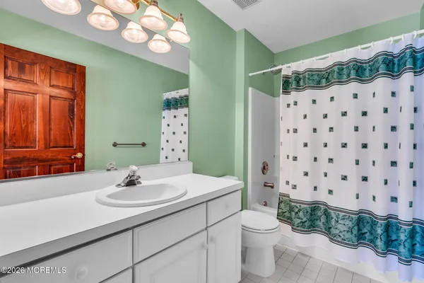 $859,900 | 29 Erin Drive, Jackson, NJ 08527