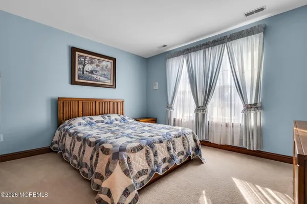 $859,900 | 29 Erin Drive, Jackson, NJ 08527