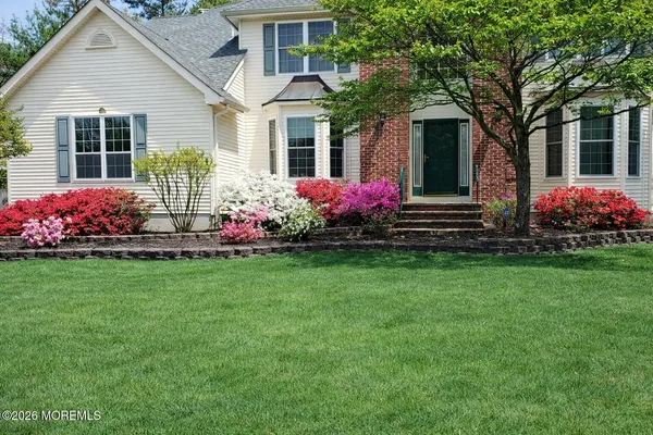 $859,900 | 29 Erin Drive, Jackson, NJ 08527