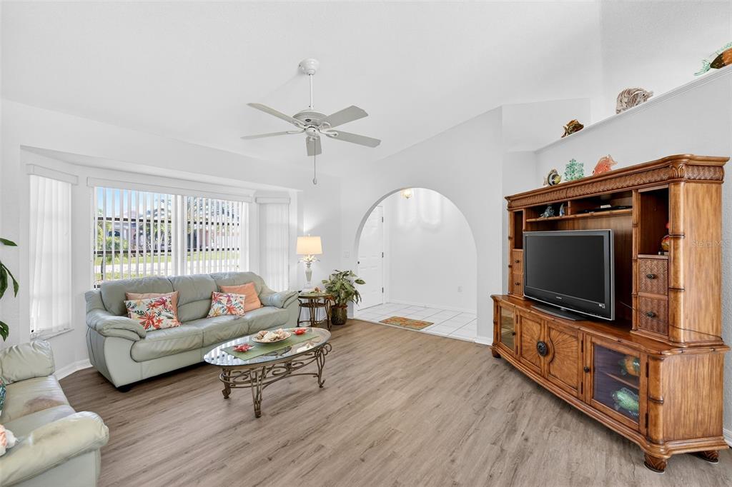 89 Castile Court Punta Gorda, FL 33983 - Photo 8 of 23