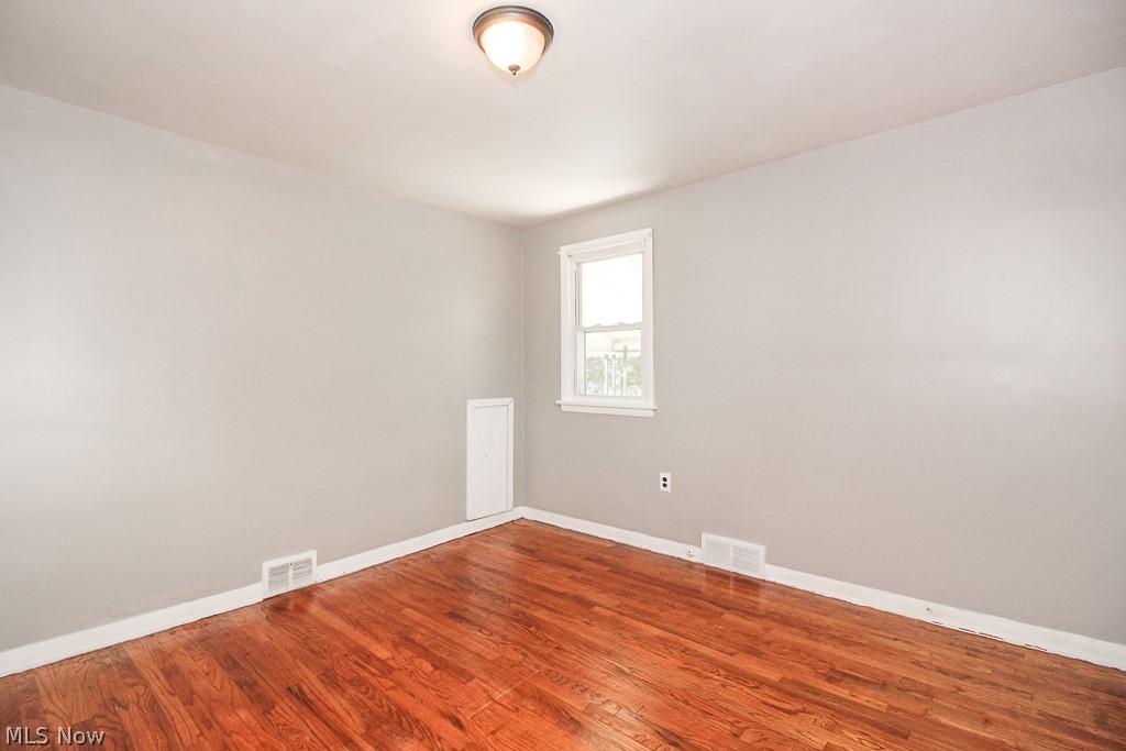 836 Mannering Road Eastlake, OH 44095 - Photo 16 of 33 Gallery Image 16