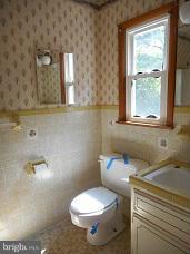 1109 Ross Thumb Road Cambridge, MD 21613 - Photo 14 of 26 Bath (Master)