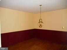1109 Ross Thumb Road Cambridge, MD 21613 - Photo 3 of 26 Dining Room