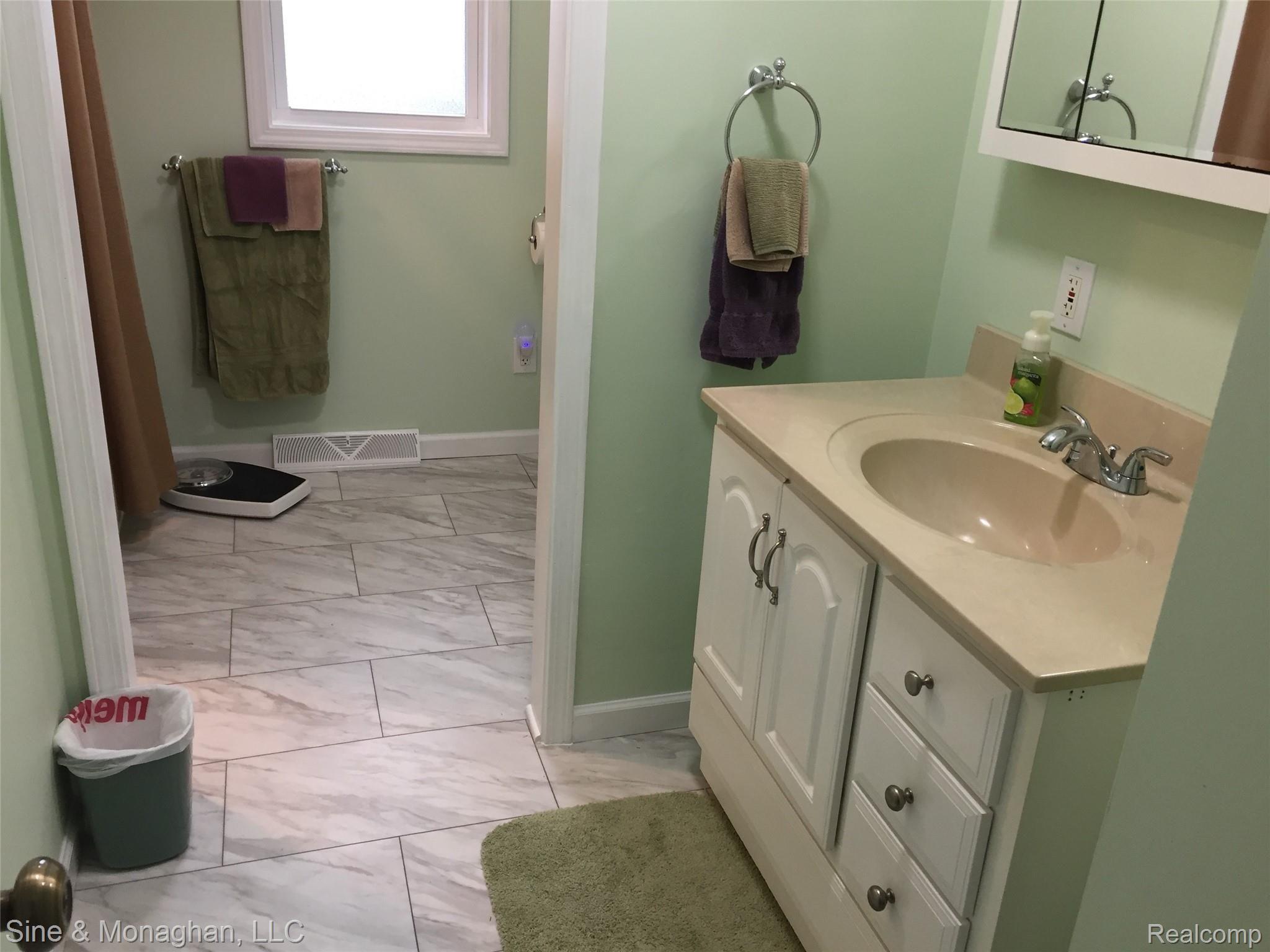 3067 Vincent Road North Street, MI 48049 - Photo 9 of 26 IMG_1110.JPG