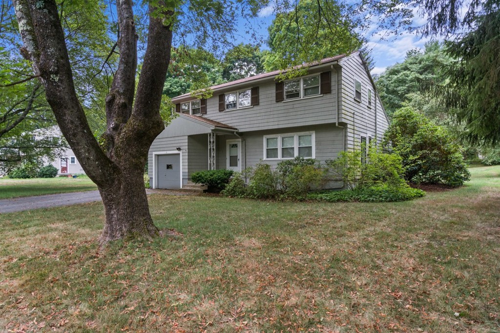 8 Brooks Road Wayland, MA 01778 - Photo 1 of 26 Gallery Image 1