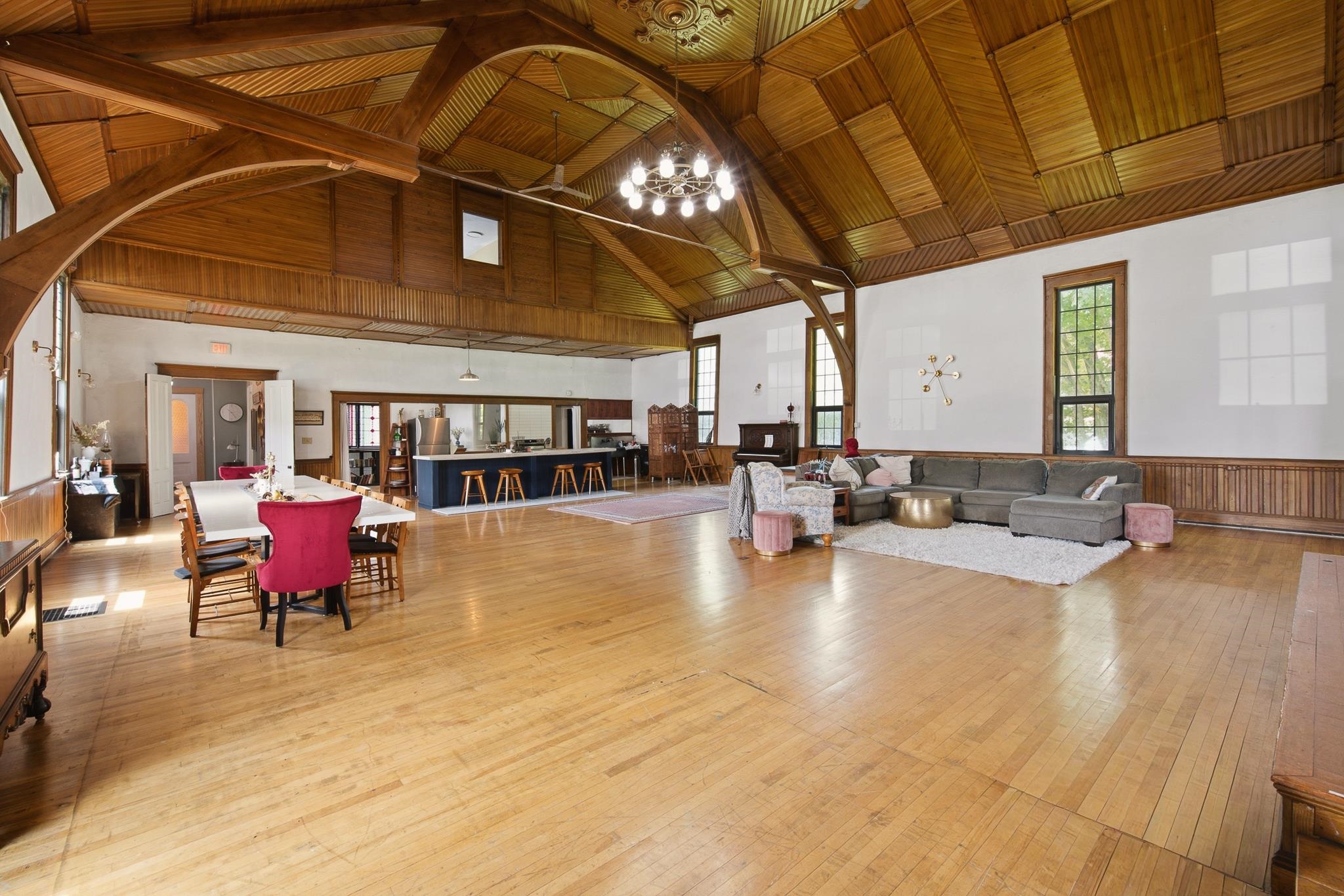 42 Maple Street Bethlehem, NH 03574 - Photo 3 of 48 Gallery Image 3