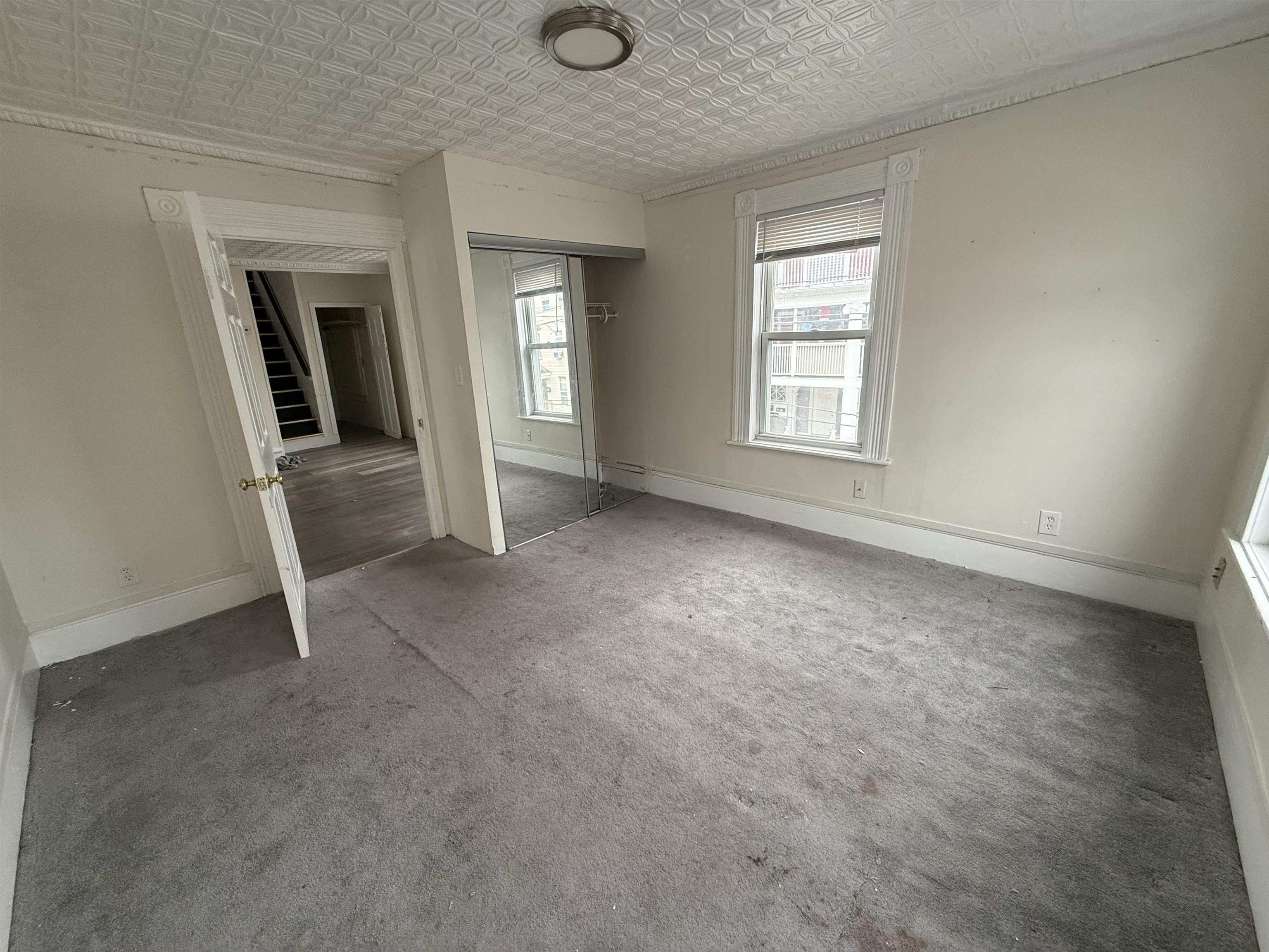 521 Wilson Street Manchester, NH 03103 - Photo 11 of 19