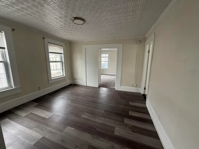 $2,200 | 521 Wilson Street, Manchester, NH 03103