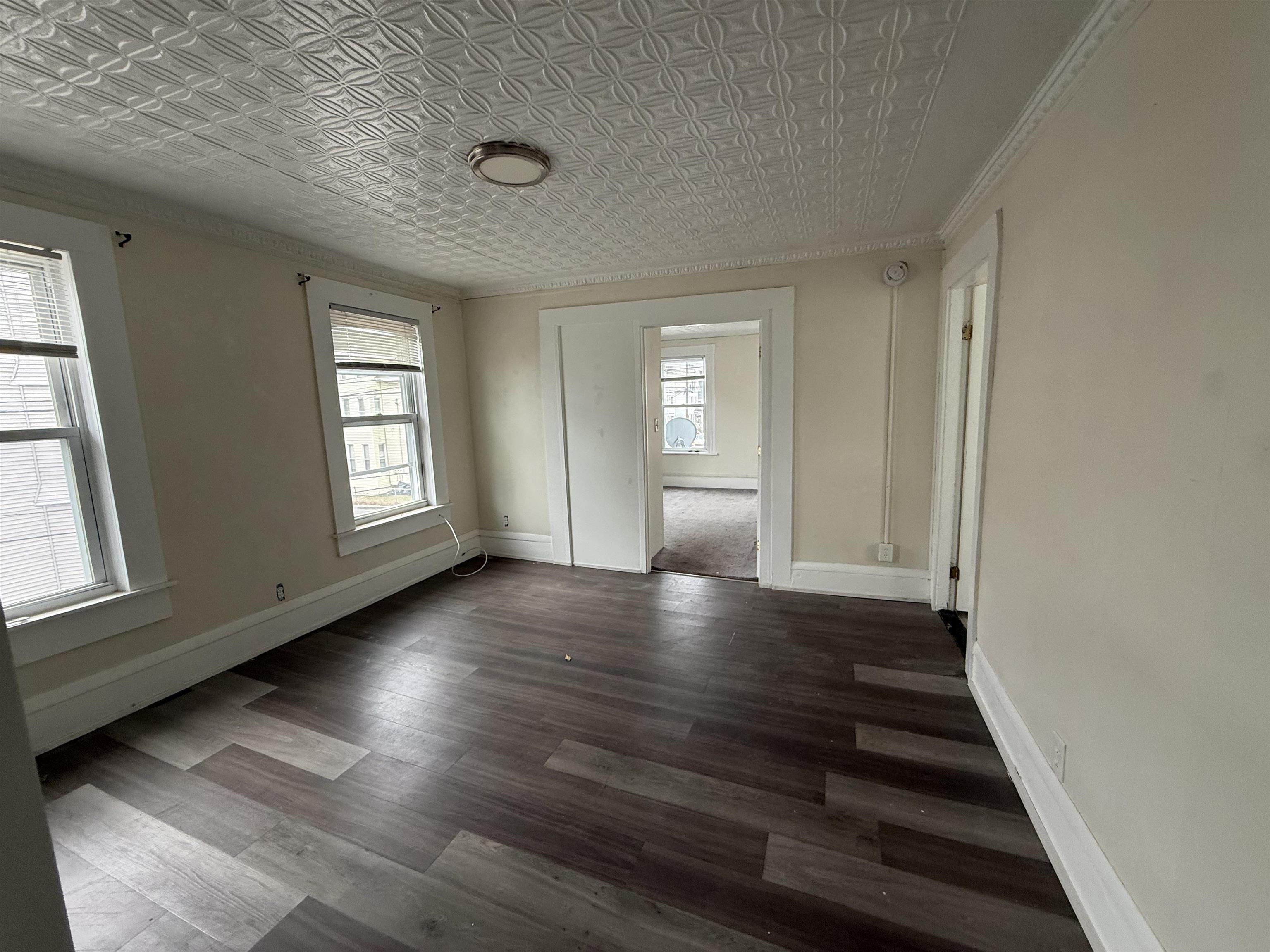 521 Wilson Street Manchester, NH 03103 - Photo 14 of 19