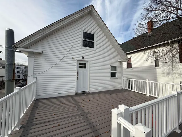 $2,200 | 521 Wilson Street, Manchester, NH 03103