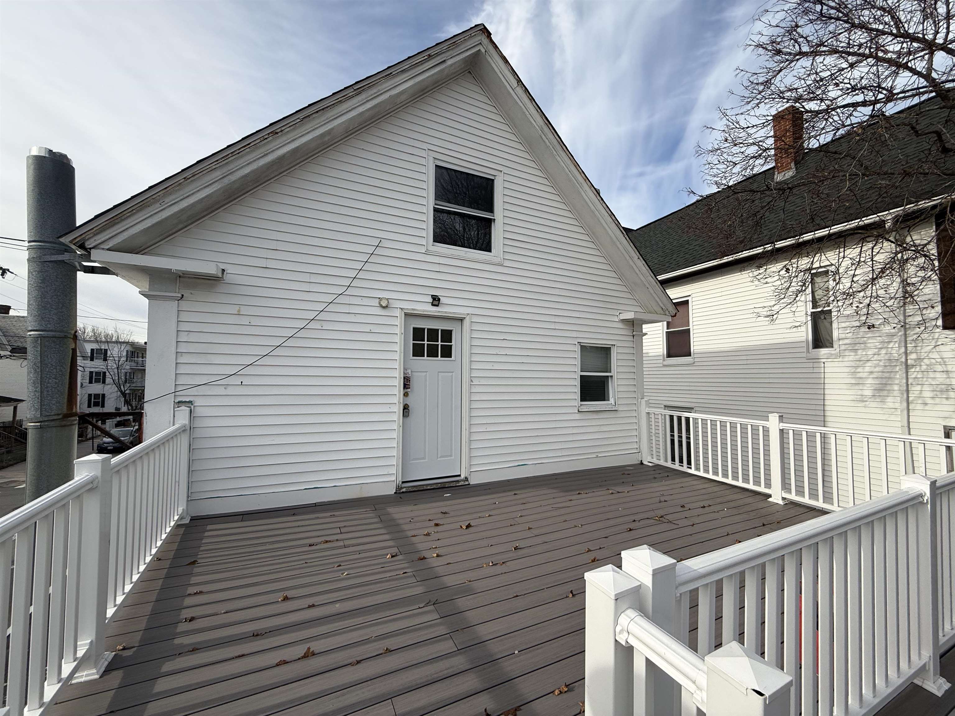 521 Wilson Street Manchester, NH 03103 - Photo 2 of 19