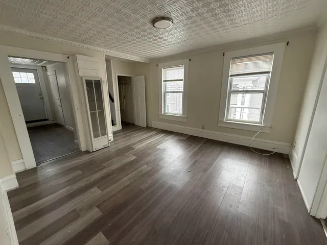 $2,200 | 521 Wilson Street, Manchester, NH 03103