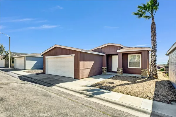 $324,900 | 2424 Sunset Ridge Drive, Rosamond, CA 93560