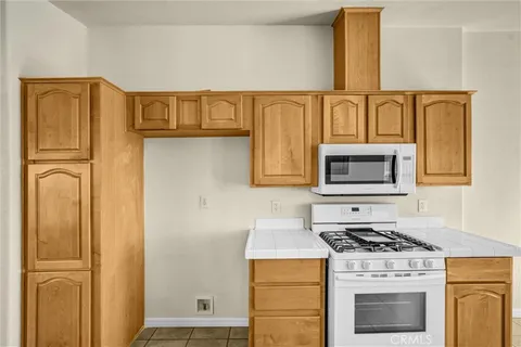 $334,900 | 2424 Sunset Ridge Drive, Rosamond, CA 93560