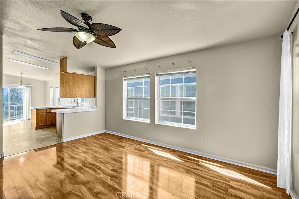 2424 Sunset Ridge Drive Rosamond, CA 93560 - Photo 6 of 29