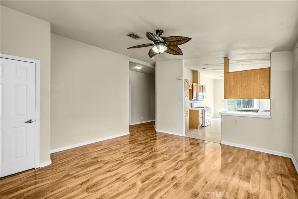 2424 Sunset Ridge Drive Rosamond, CA 93560 - Photo 7 of 29