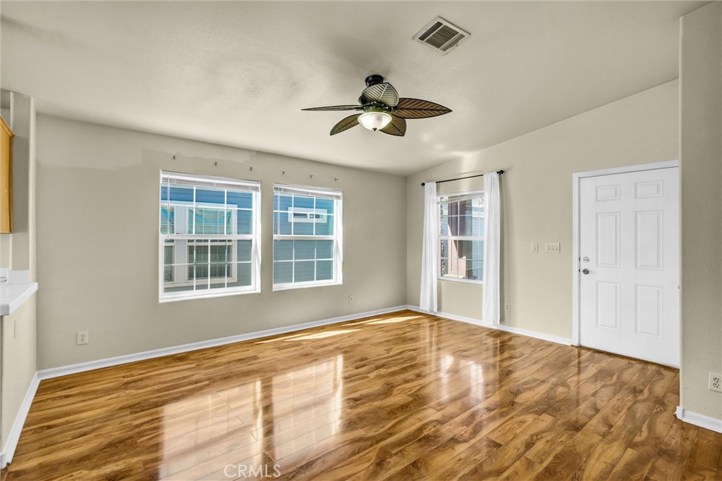 2424 Sunset Ridge Drive Rosamond, CA 93560 - Photo 9 of 29