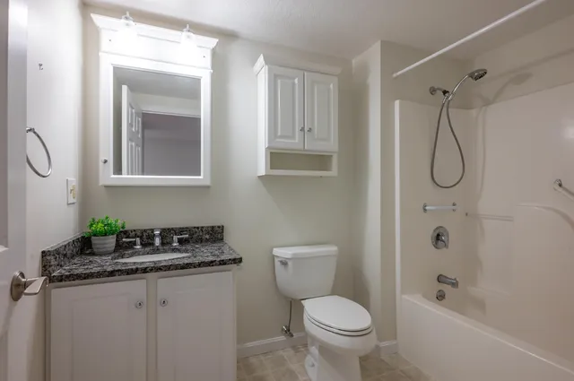 $216,000 | 15 Lovell Street, Unit 3, Nashua, NH 03060