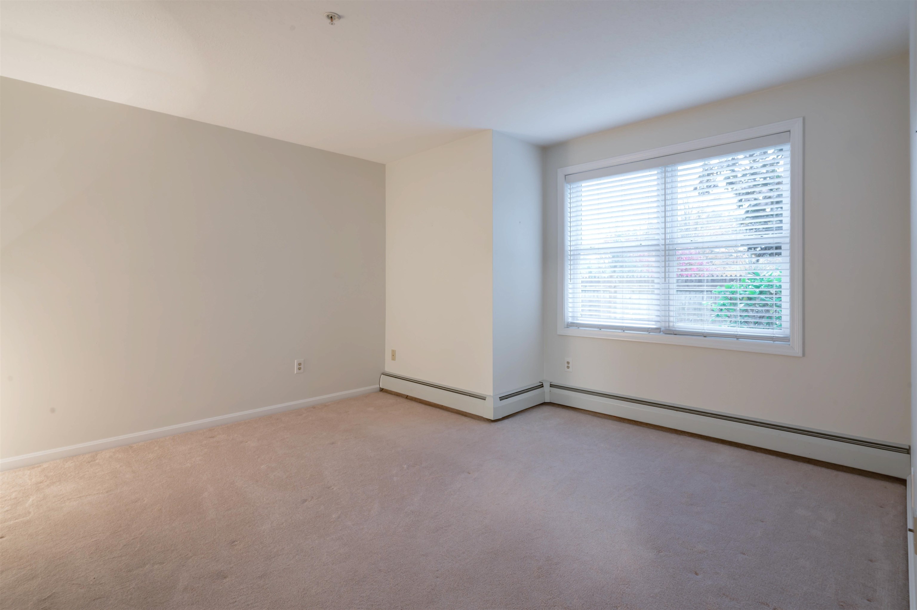 15 Lovell Street, Unit 3 Nashua, NH 03060 - Photo 20 of 25