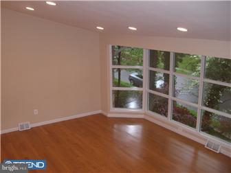 1079 Old Ford Road Huntingdon Valley, PA 19006 - Photo 8 of 12