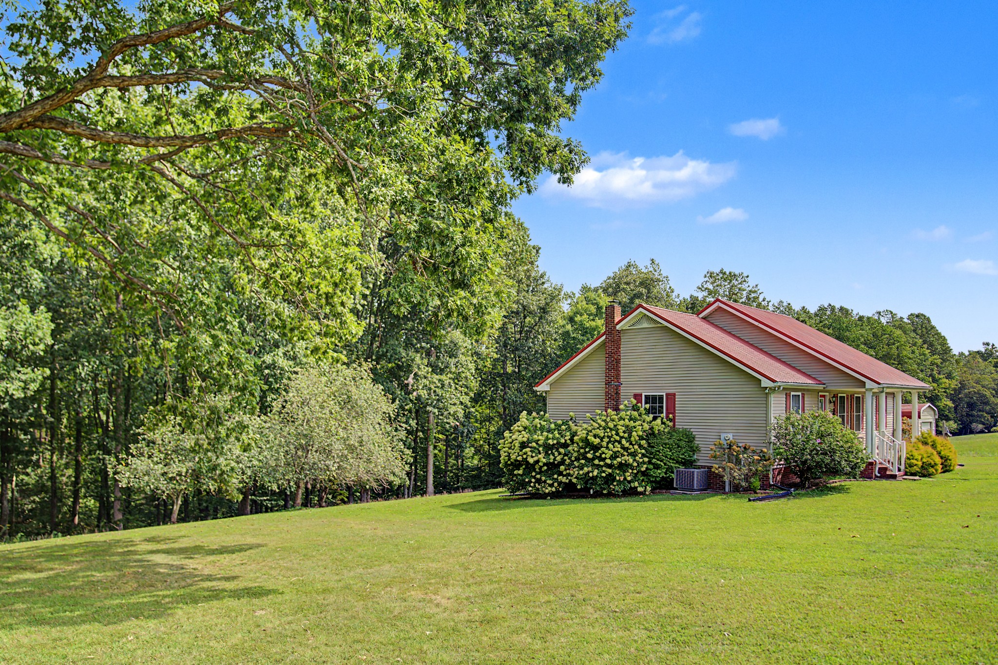 8229 Galen Road Lafayette, TN 37083 - Photo 21 of 24 Gallery Image 21