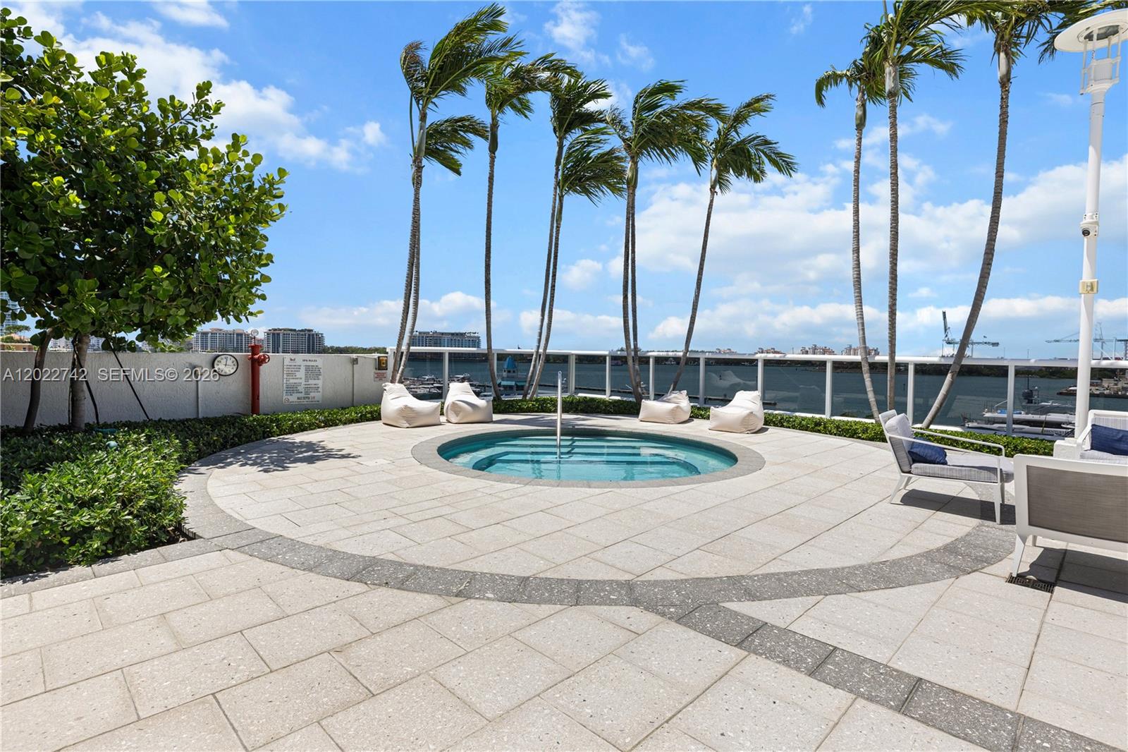 400 Alton Road, Unit 907 Miami Beach, FL 33139 - Photo 39 of 52