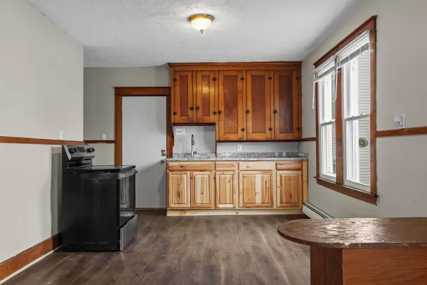 $450,000 | 89 Walnut Street, Lewiston, ME 04240