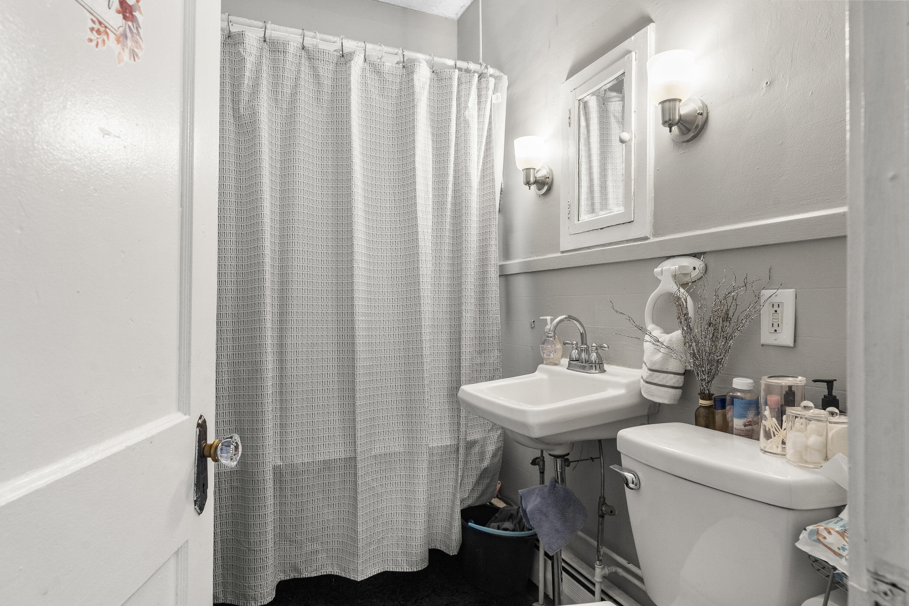 89 Walnut Street Lewiston, ME 04240 - Photo 10 of 48 61-89 Walnut St, Lewiston, ME-TP