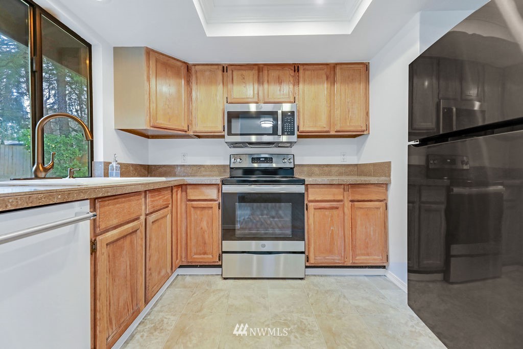 15230 Southeast 178th Place Renton, WA 98058 - Photo 7 of 21 Gallery Image 7