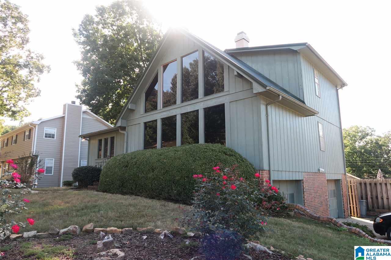 1442 Cabin Hill Road Birmingham, AL 35235 - Photo 2 of 19
