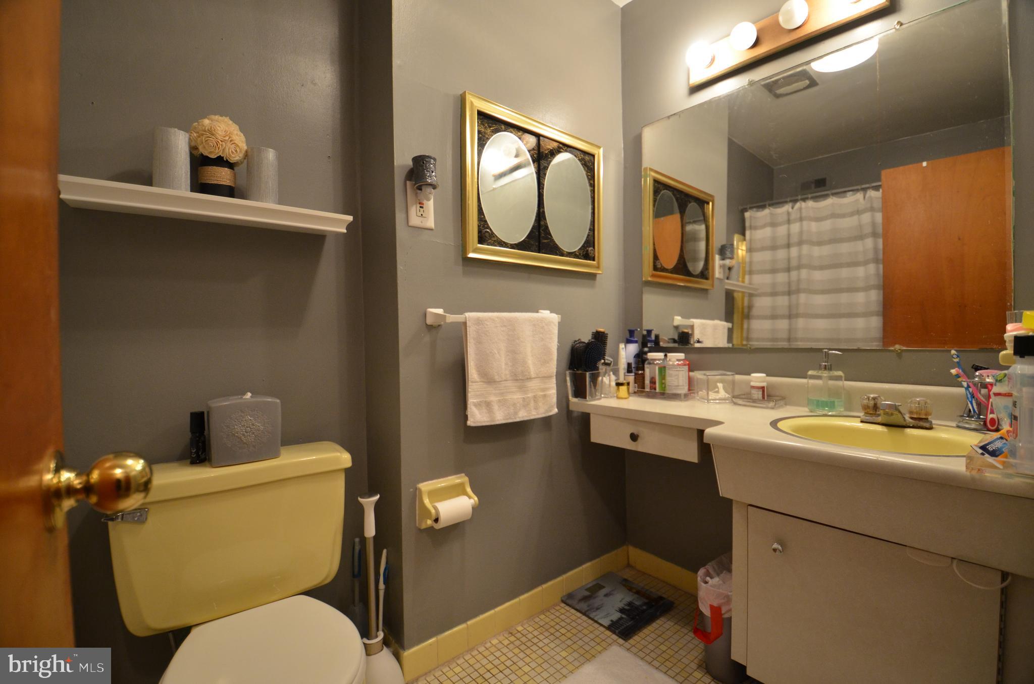 8528 Verree Road Philadelphia, PA 19111 - Photo 31 of 47 Unit 2 - Bathroom