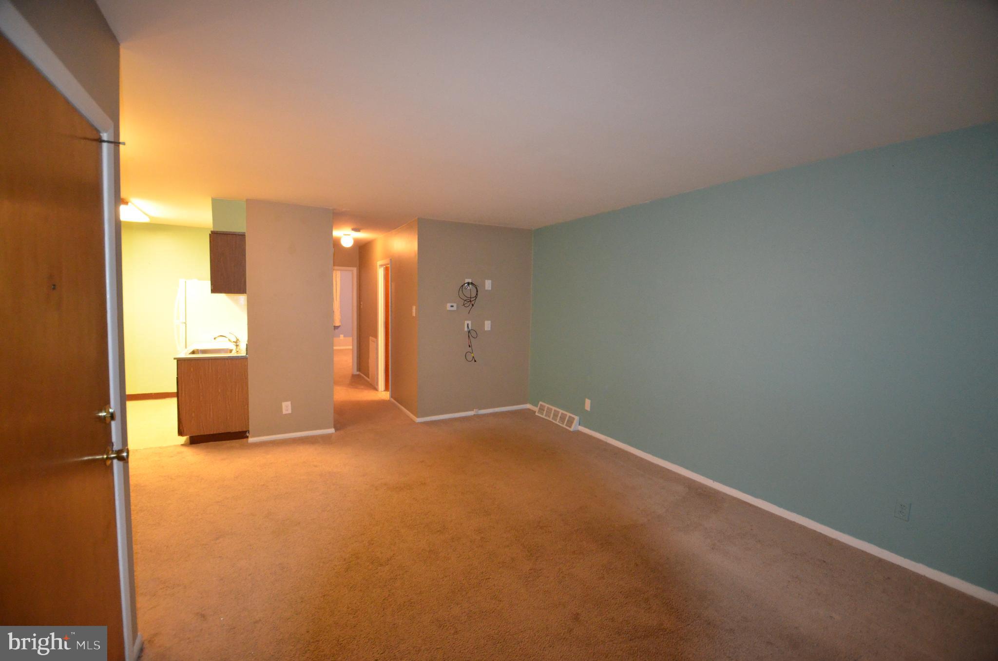 8528 Verree Road Philadelphia, PA 19111 - Photo 5 of 47 Unit 1 - Living Room