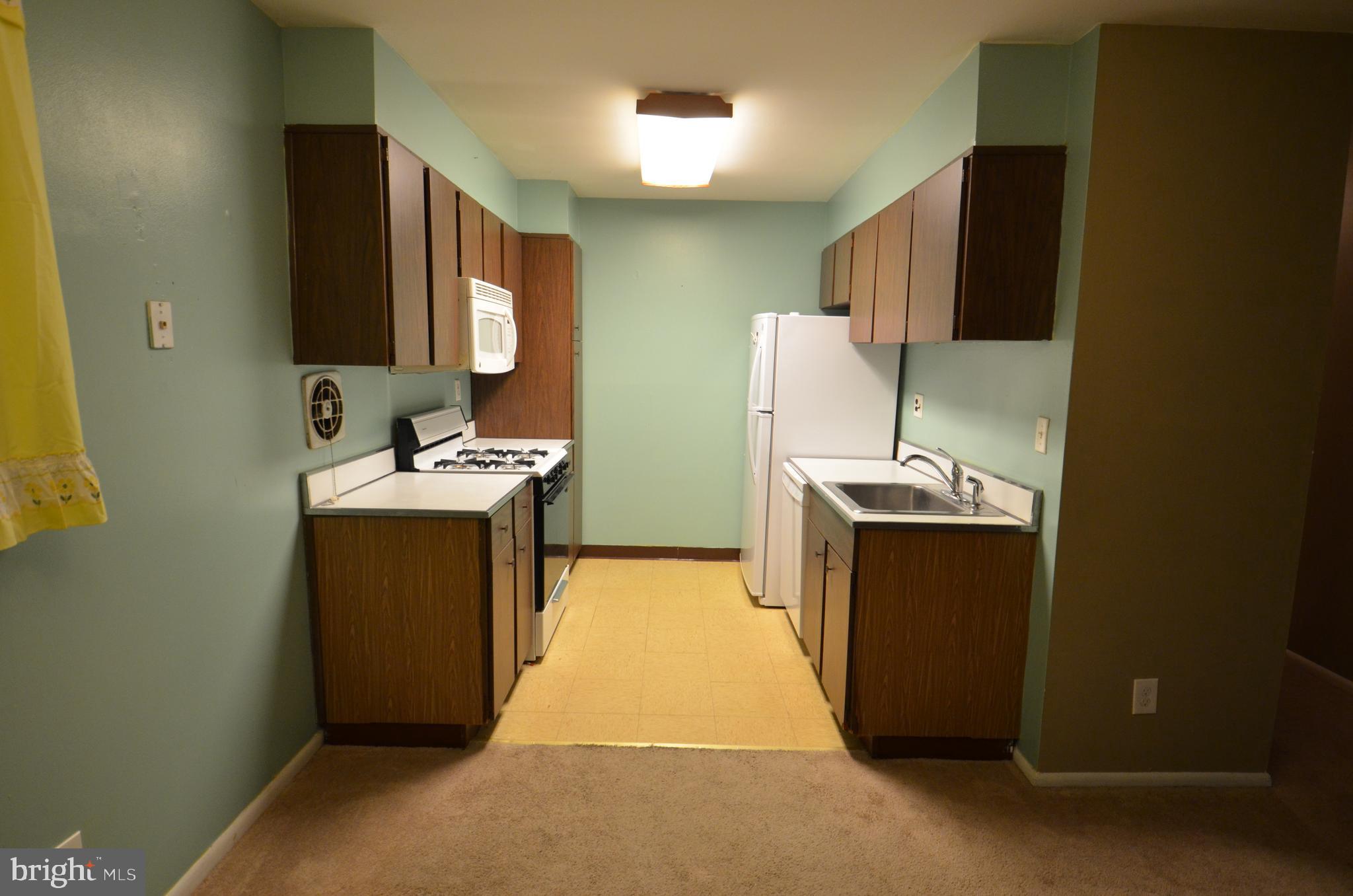 8528 Verree Road Philadelphia, PA 19111 - Photo 10 of 47 Unit 1 - Kitchen