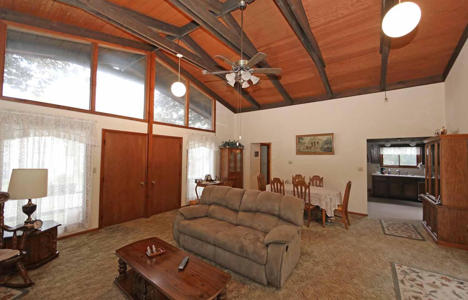 406 Sychar Road Mount Vernon, OH 43050 - Photo 2 of 24