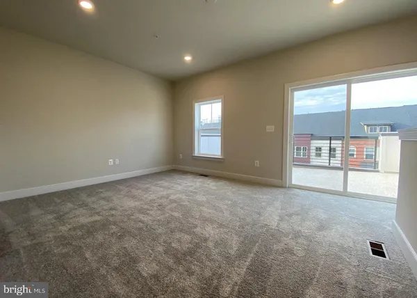 $4,800 | 136 Bleeker Place, Gaithersburg, MD 20878