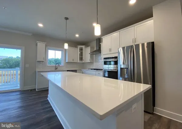$4,800 | 136 Bleeker Place, Gaithersburg, MD 20878