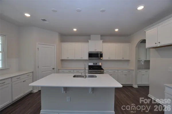 $3,000 | 3102 Deep River Way, Waxhaw, NC 28173