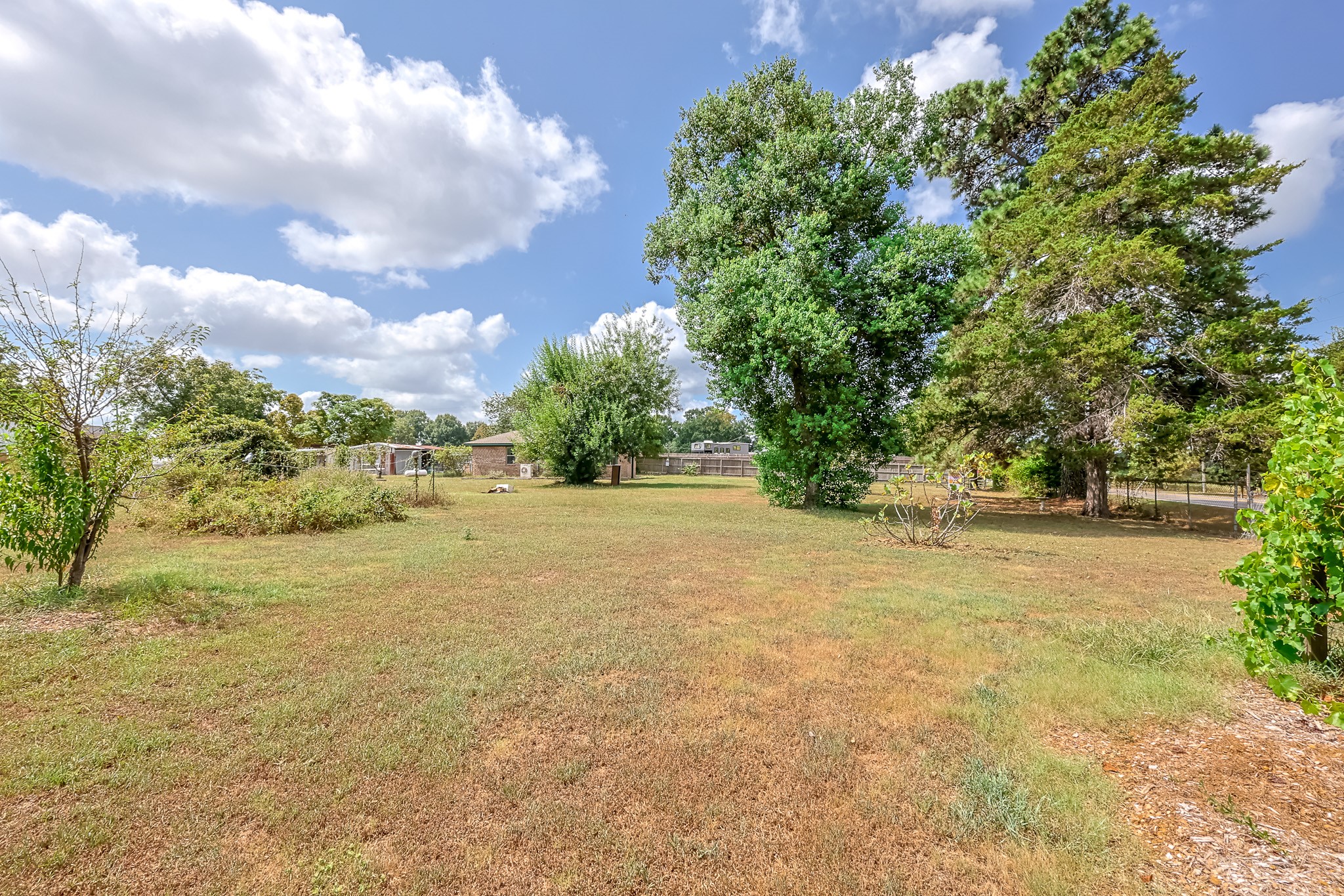 2934 Goodson Loop Pinehurst, TX 77362 - Photo 35 of 37 Gallery Image 35