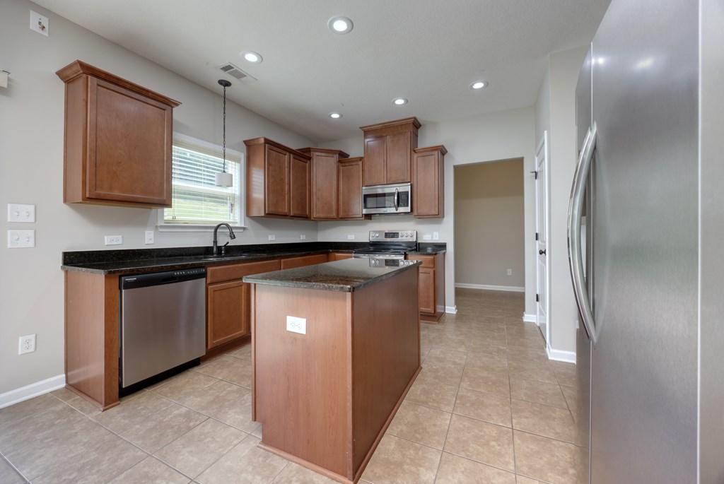 2504 Ridgewood Way Phenix City, AL 36870 - Photo 24 of 45 Gallery Image 24